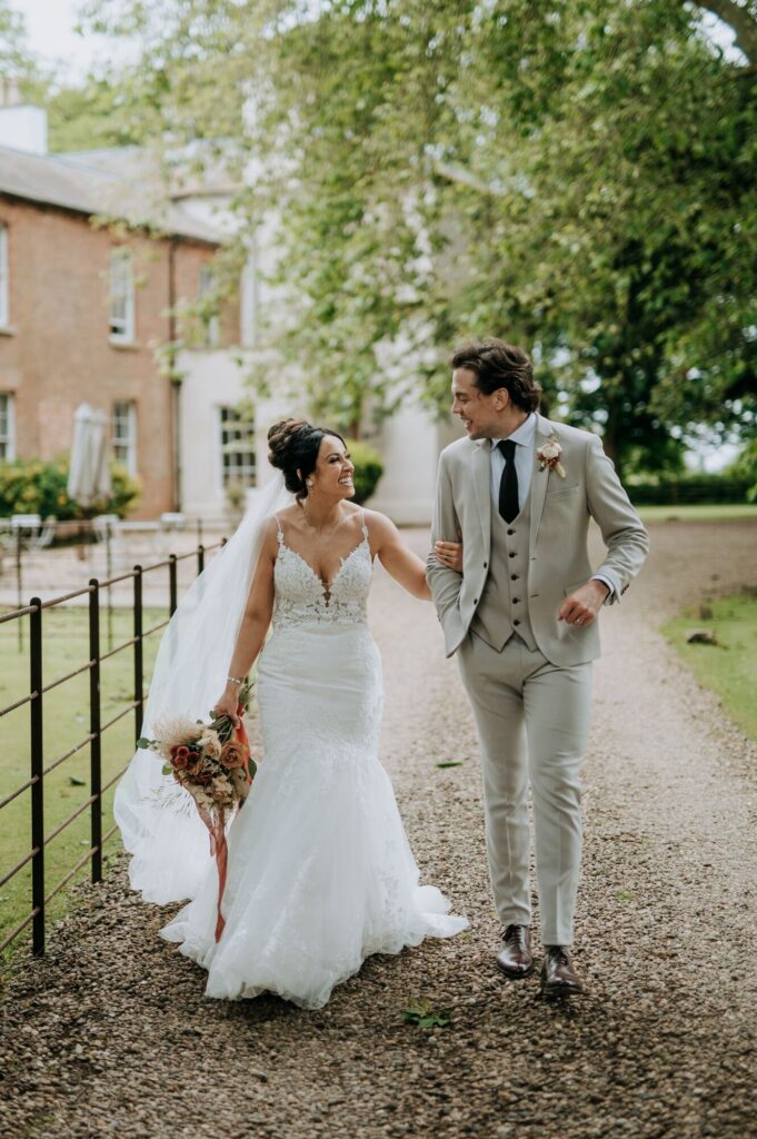 Hannah & Andy’s Stunning Aswarby Rectory Wedding