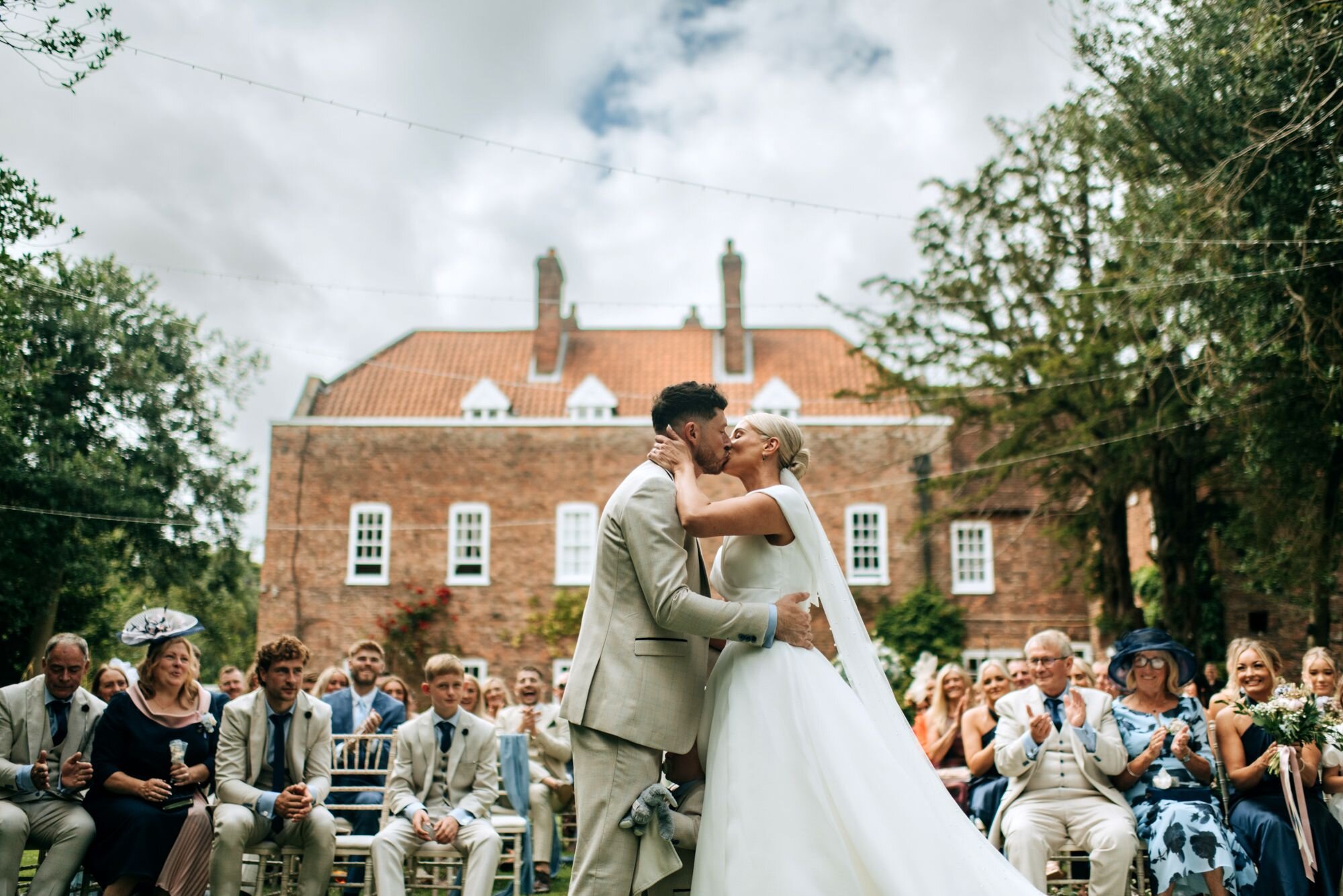 Anna & Ben’s Beautiful Bardney Hall Wedding