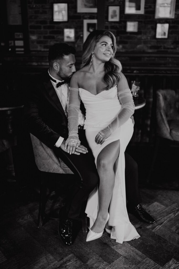 Mary & Oliver’s Old Marylebone Town Hall Elopement