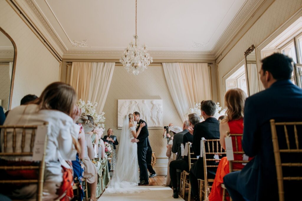 Jessica & Will’s Elegant Black Tie Rise Hall Wedding