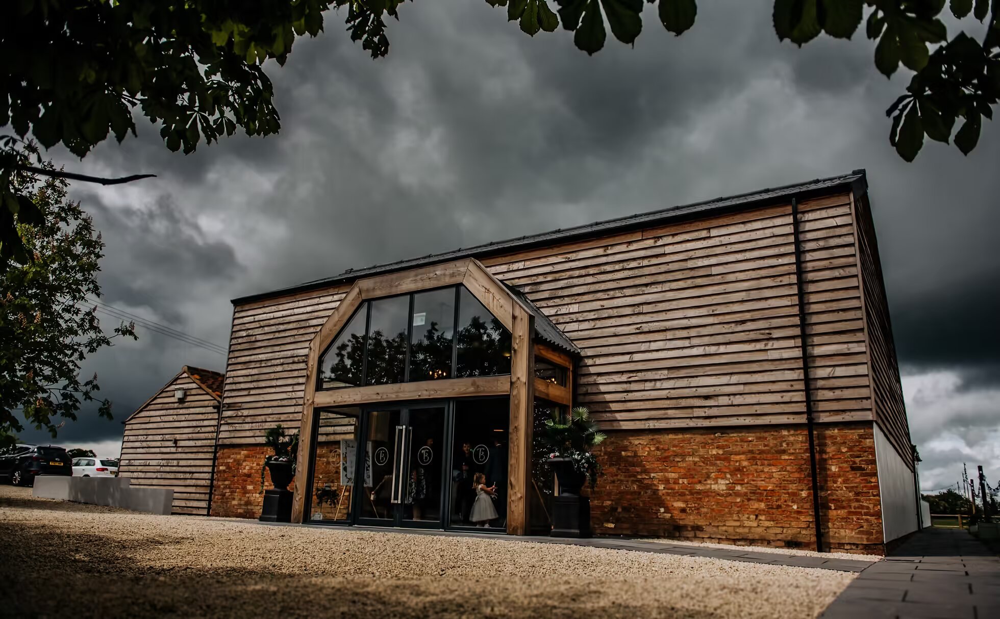 Willerby Barn Small Image 1