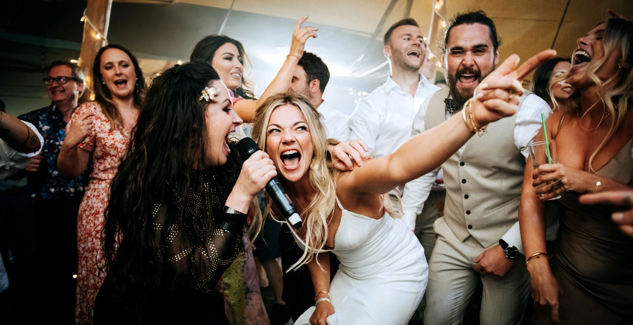 Kazooieloki Wedding Photographer