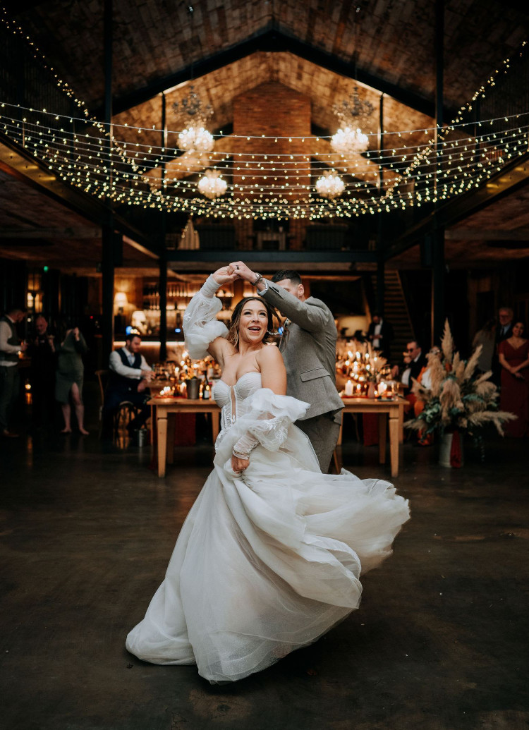 Bride & Groom First Dance at Wedding