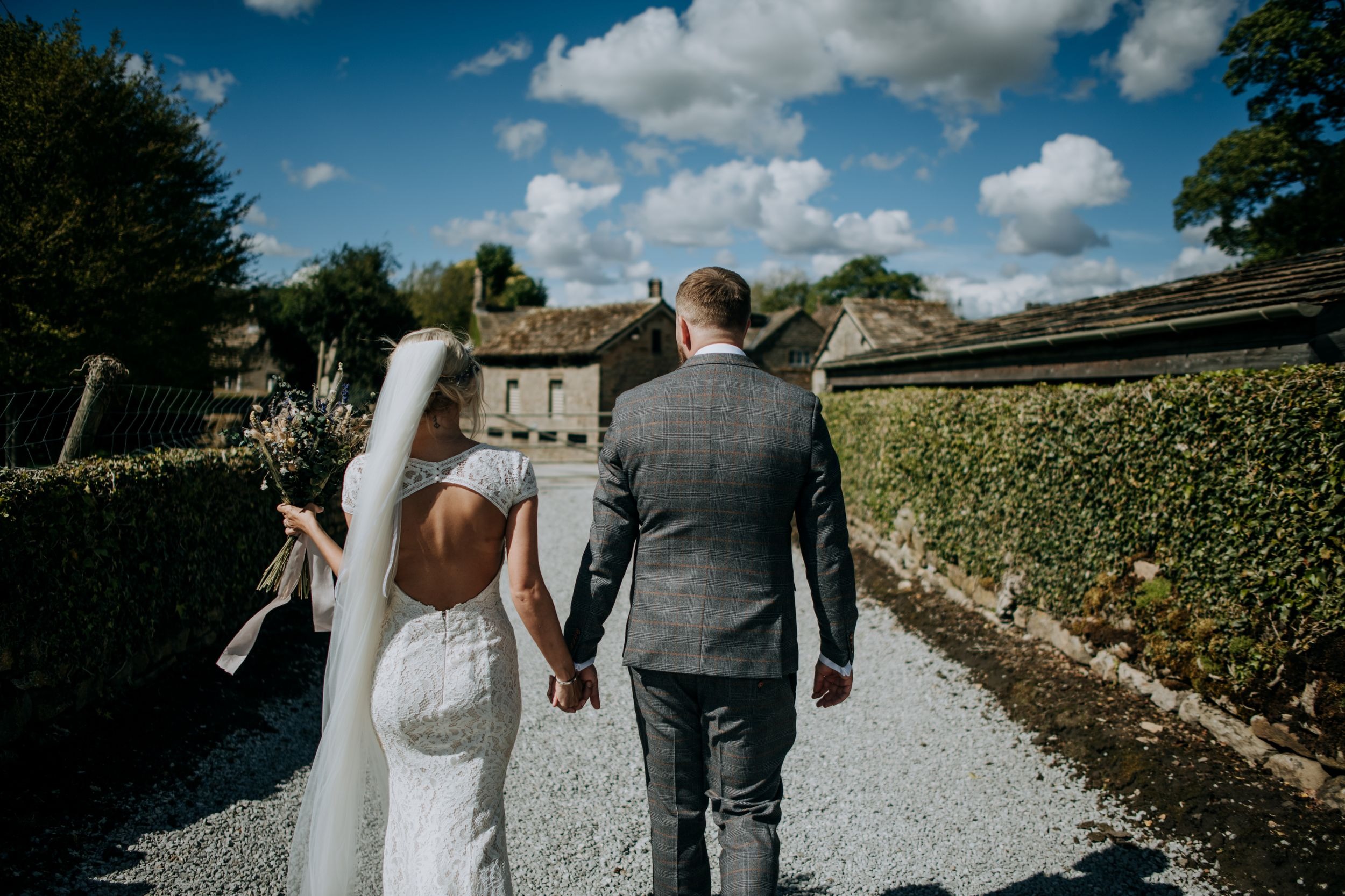 Birde & Groom Wedding Photograph at Tithe Barn