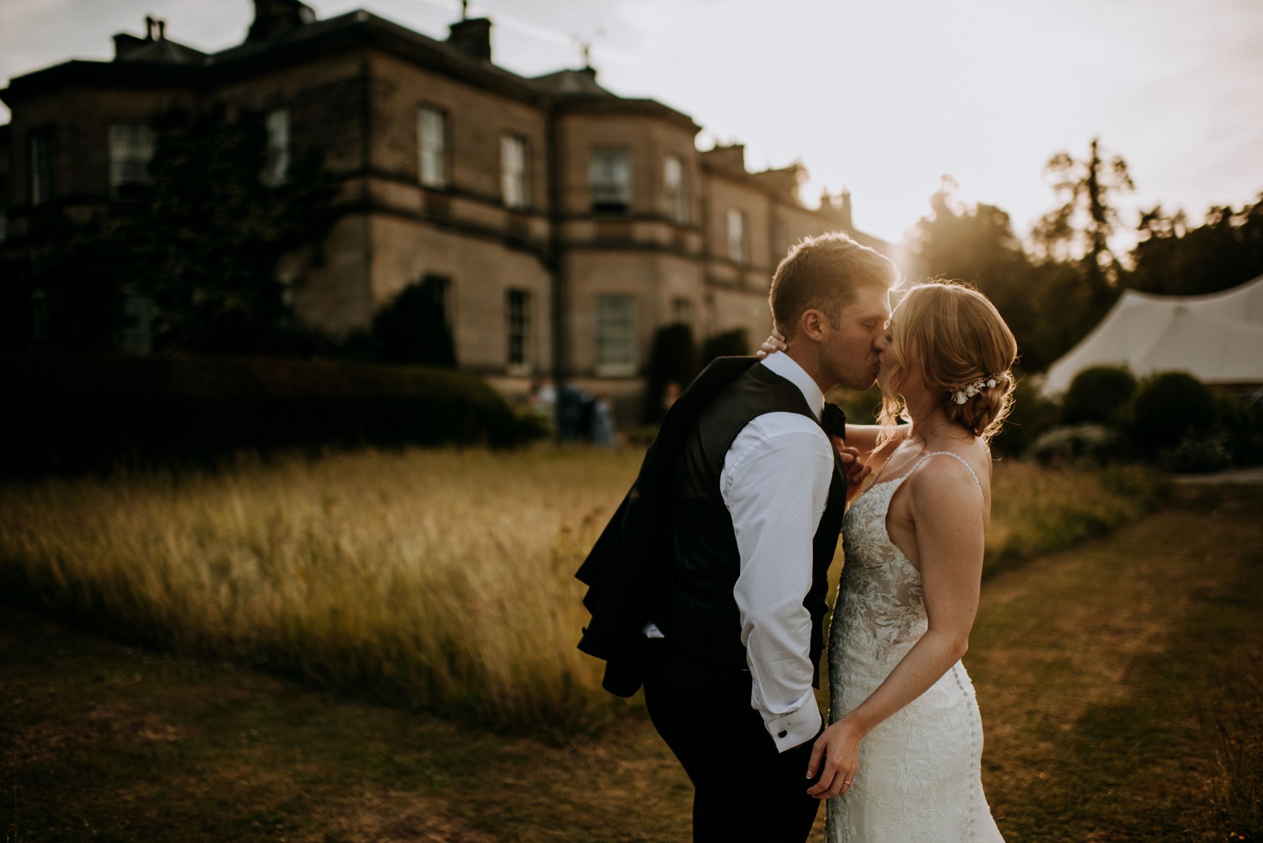 Bride & Groom Kissing at Hull Wedding Photography
