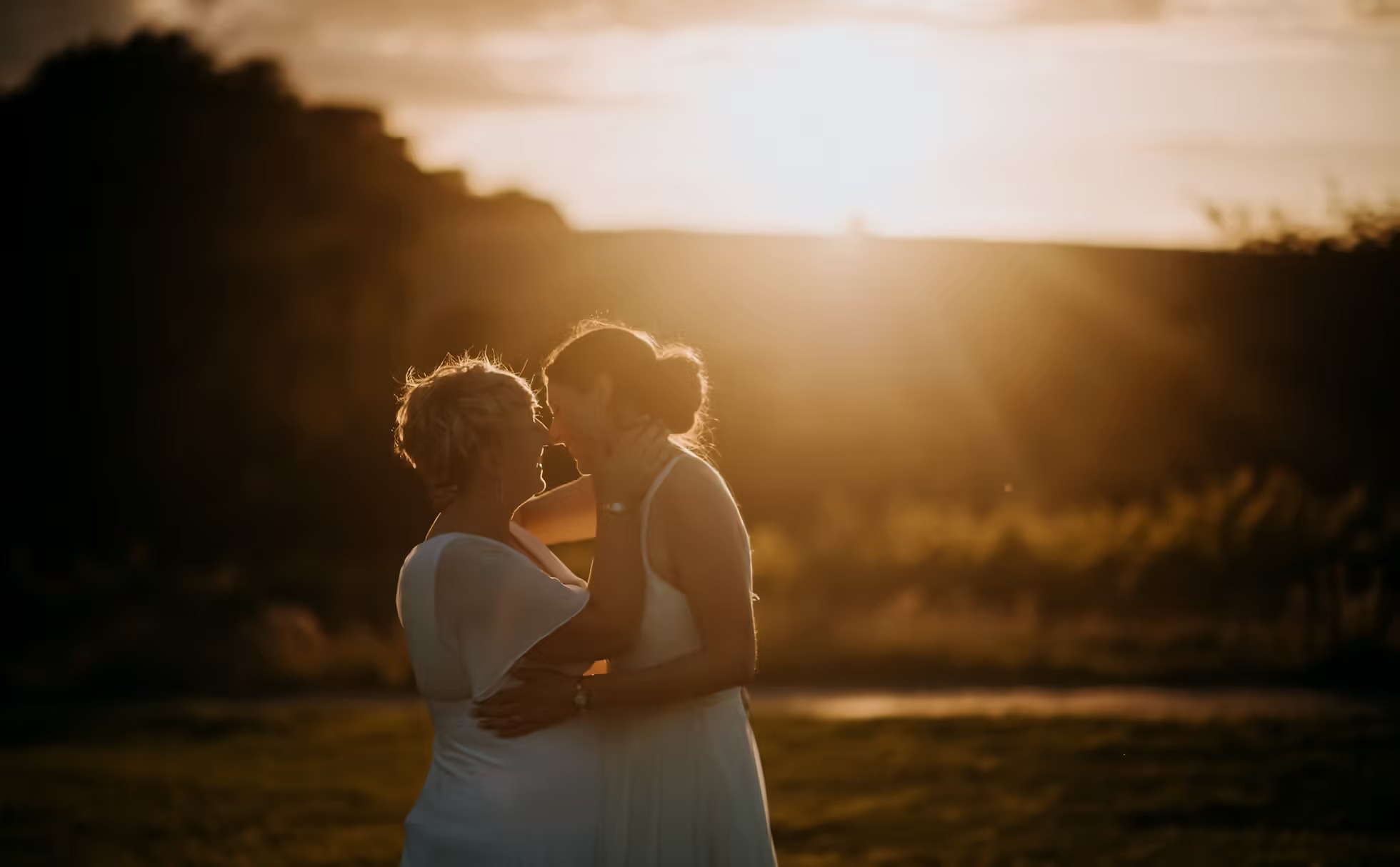 Golden hour bride and mother of the bride portrait at Little Wold Vineyard